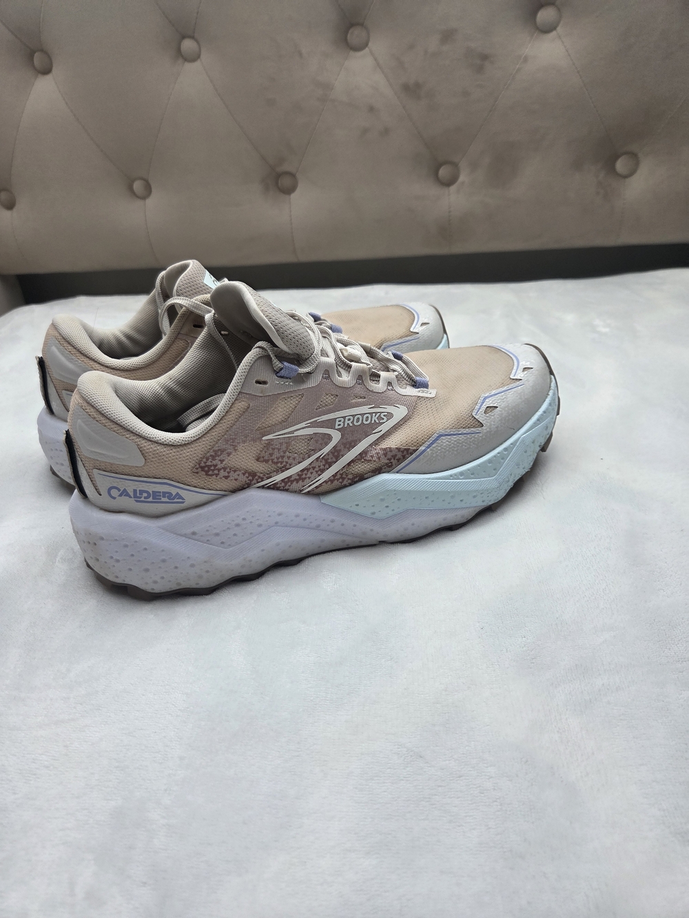 Brooks Caldera 7 Women’s Size 11 Chateau Grey White Sand Trail Running Shoes - Picture 3 of 10
